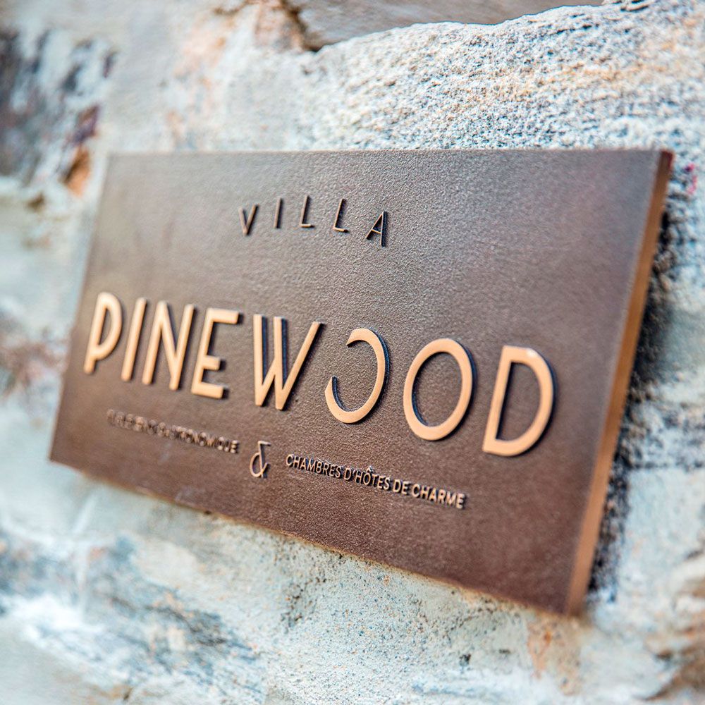 Plaque signalétique Villa Pinewood