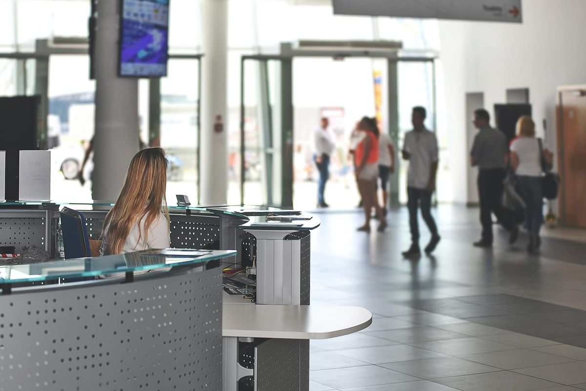 Comment choisir la meilleure plaque signalétique pour votre entreprise